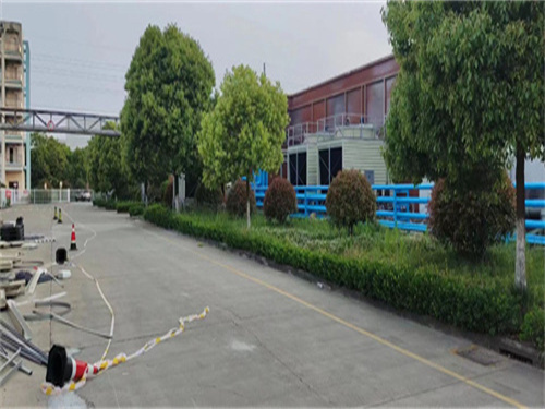 深圳沃爾瑪龍崗店冷卻塔維修改造及降噪工程(深圳沃爾瑪燕南店)